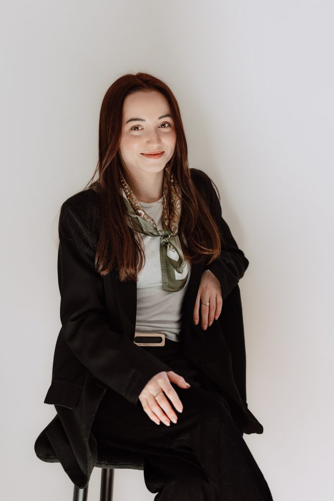 pet sitter roanne - garde animaux roanne - garde chien roanne - garde chat roanne - cat sitting roanne - cat sitter roanne - dog sitting roanne - dog sitter roanne